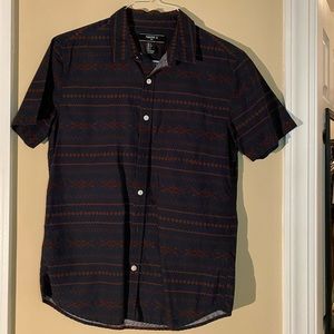 Forever 21 shortsleeve button up